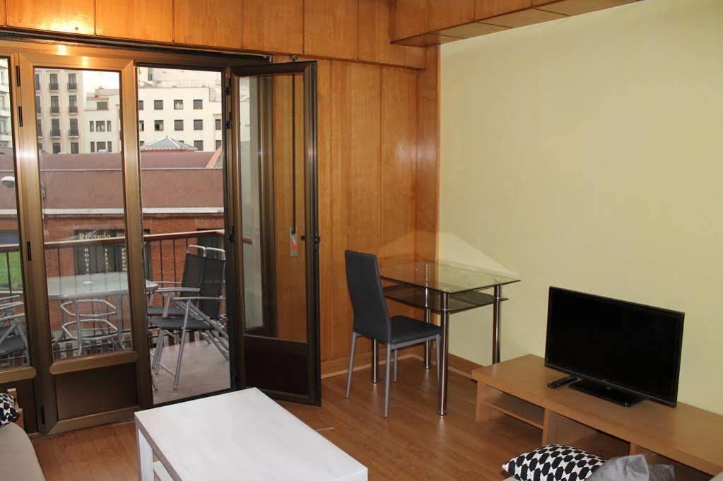 Apartamentos Rialto Madrid Exterior foto